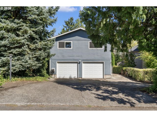 17090 Se PINE CONE Ln, Milwaukie, OR 97267