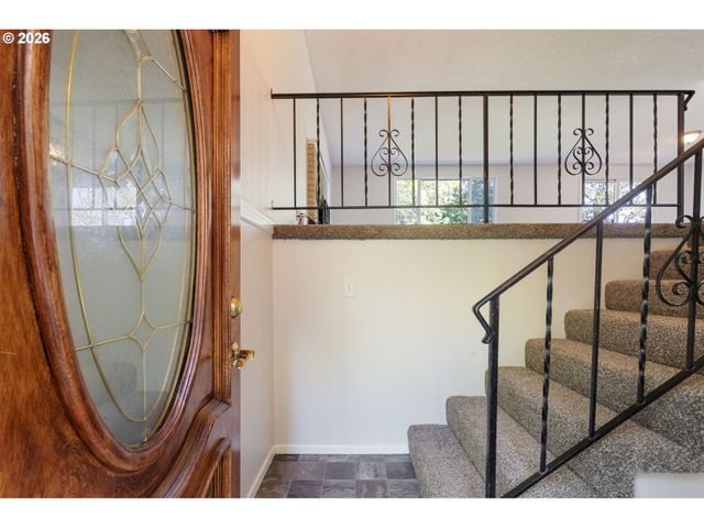 17090 Se PINE CONE Ln, Milwaukie, OR 97267