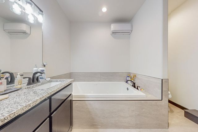 1415 Coal Avenue SW, Albuquerque, NM 87104