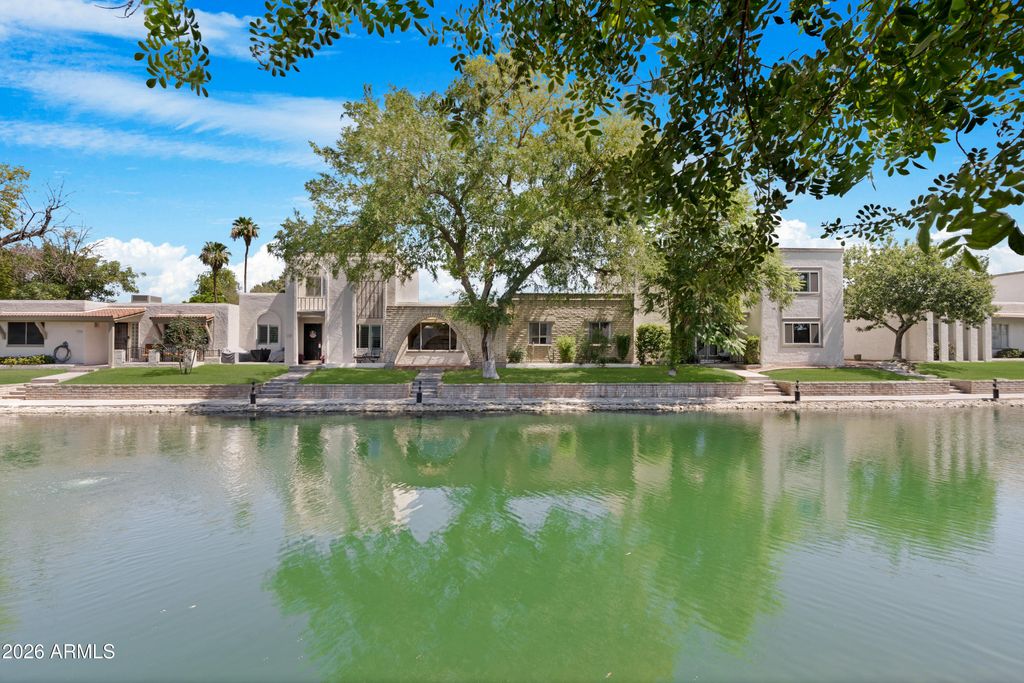Image 1 of property listing at 7722 E VERNON Avenue, Scottsdale, AZ 85257