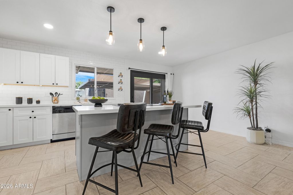 Image 20 of property listing at 7722 E VERNON Avenue, Scottsdale, AZ 85257