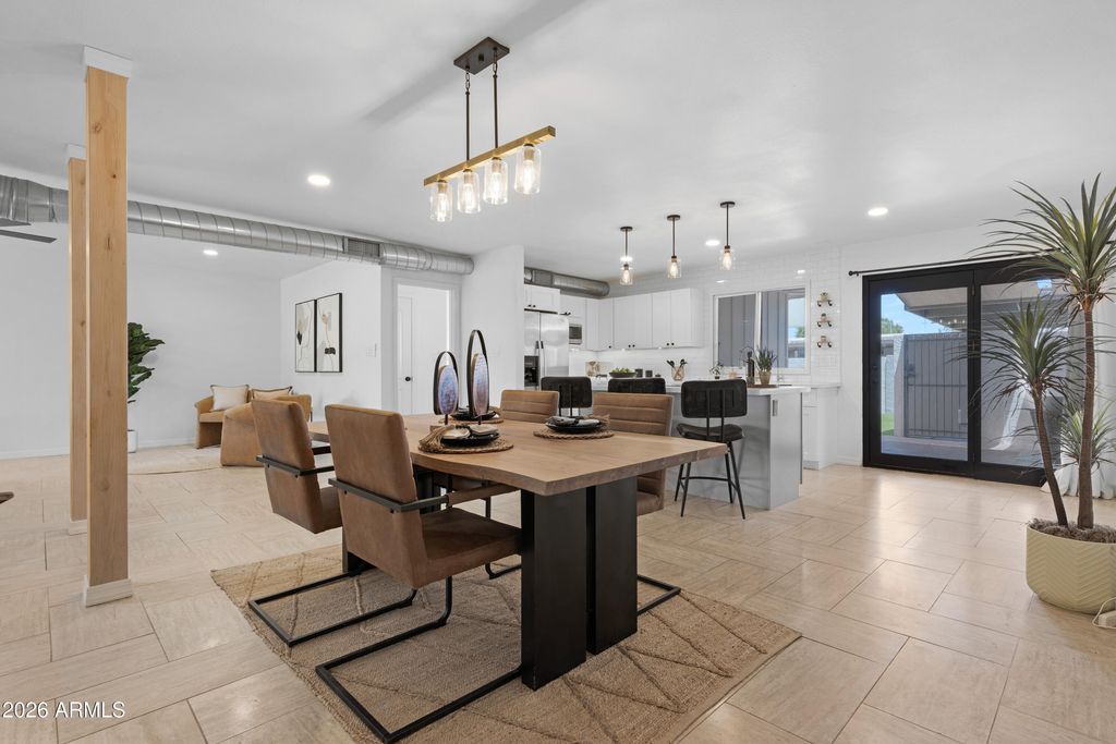 Image 23 of property listing at 7722 E VERNON Avenue, Scottsdale, AZ 85257