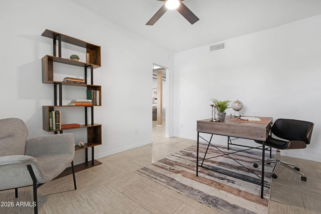Image 25 of property listing at 7722 E VERNON Avenue, Scottsdale, AZ 85257