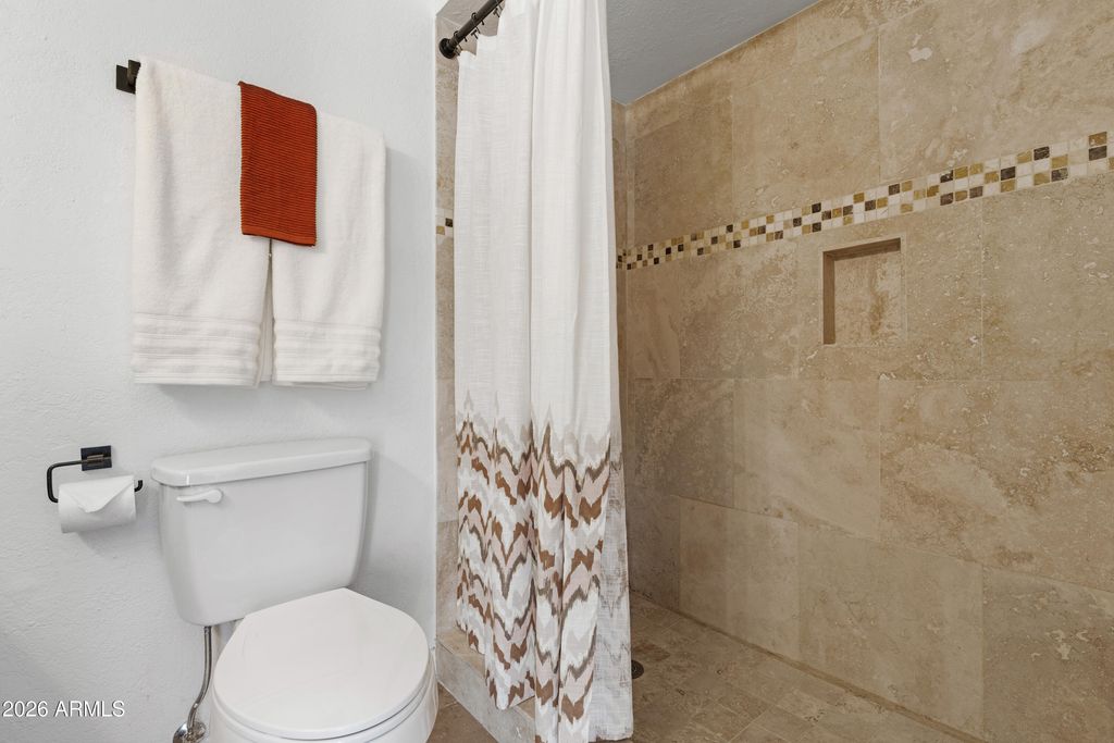 Image 32 of property listing at 7722 E VERNON Avenue, Scottsdale, AZ 85257