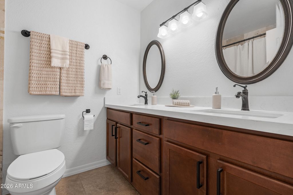 Image 36 of property listing at 7722 E VERNON Avenue, Scottsdale, AZ 85257