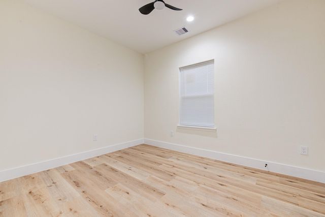 3320 Francis Street A, Houston, TX 77004