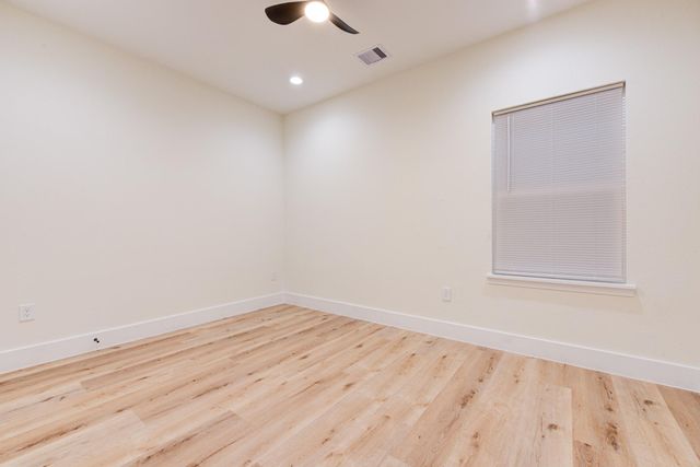 3320 Francis Street A, Houston, TX 77004