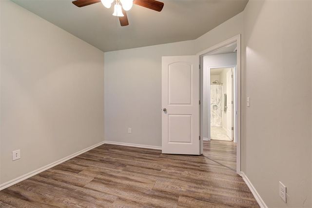 1109 Hickory Creek Drive, Yukon, OK 73099