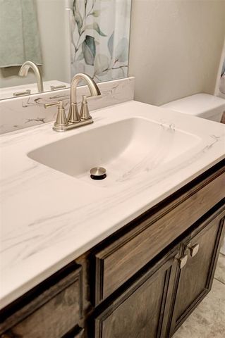 1109 Hickory Creek Drive, Yukon, OK 73099