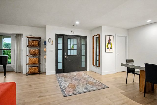 6962 S Grande Drive, Boca Raton, FL 33433