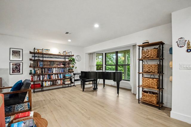 6962 S Grande Drive, Boca Raton, FL 33433