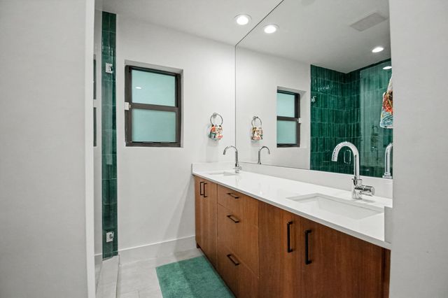 6962 S Grande Drive, Boca Raton, FL 33433