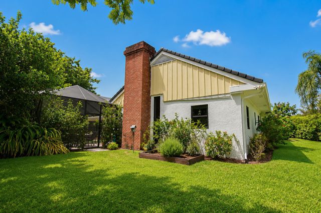 6962 S Grande Drive, Boca Raton, FL 33433