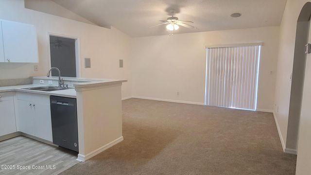 3826 Town Square Boulevard 59, Melbourne, FL 32901