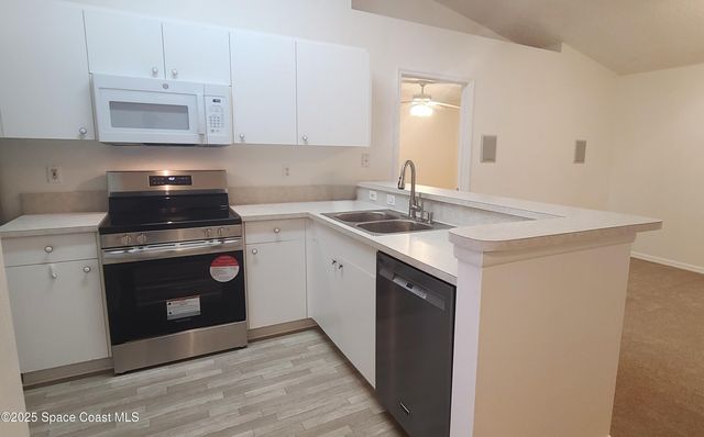 3826 Town Square Boulevard 59, Melbourne, FL 32901