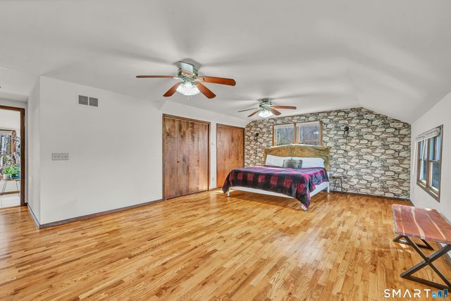 11 Spruce Mountain Trail, Danbury, CT 06810