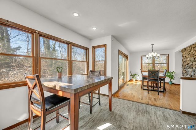 11 Spruce Mountain Trail, Danbury, CT 06810