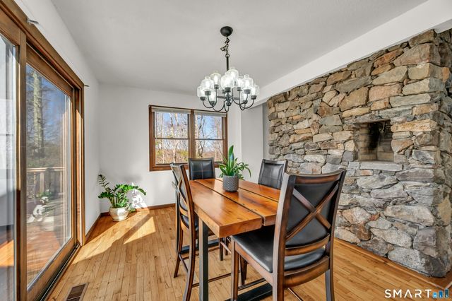 11 Spruce Mountain Trail, Danbury, CT 06810