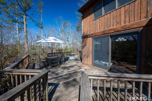 11 Spruce Mountain Trail, Danbury, CT 06810