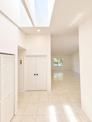 12969 Pennypacker Trail 16, Wellington, FL 33414
