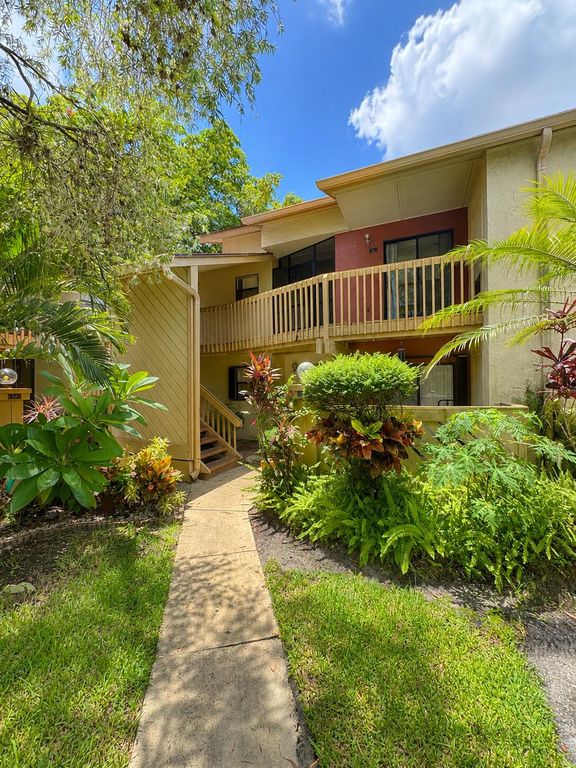 12969 Pennypacker Trail 16, Wellington, FL 33414