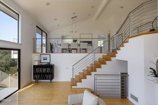 363 Patrician Way, Pasadena, CA 91105