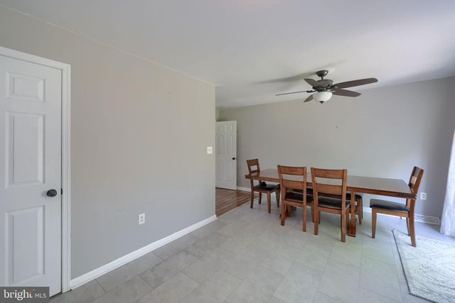 337 CROSSWINDS DR, Lititz, PA 17543