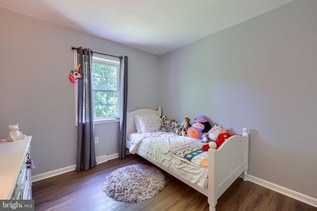 337 CROSSWINDS DR, Lititz, PA 17543
