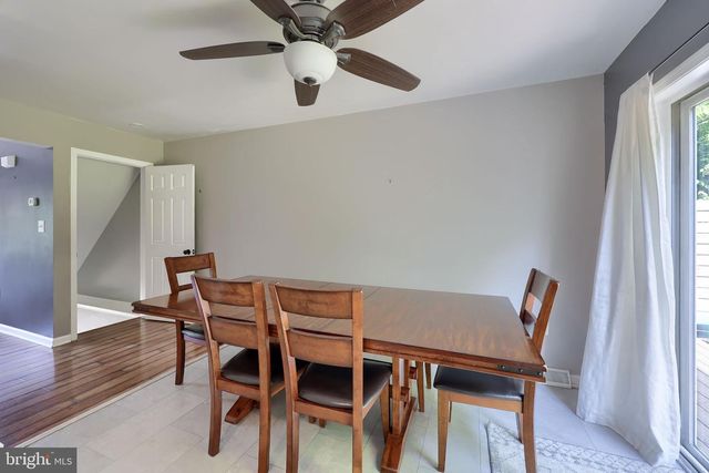 337 CROSSWINDS DR, Lititz, PA 17543