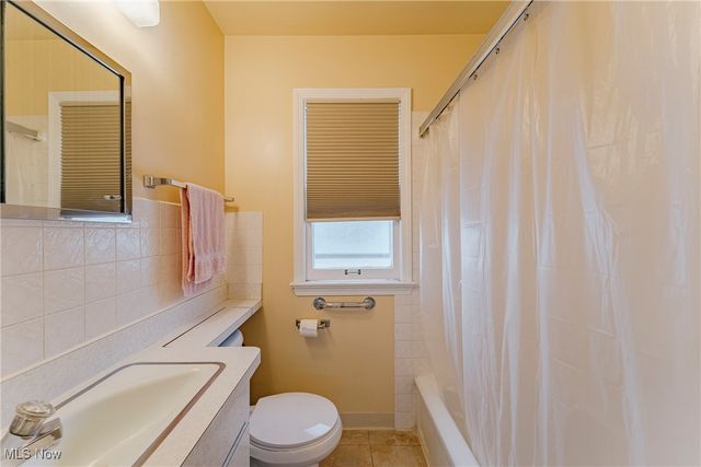 6903 Luelda Avenue, Parma, OH 44129