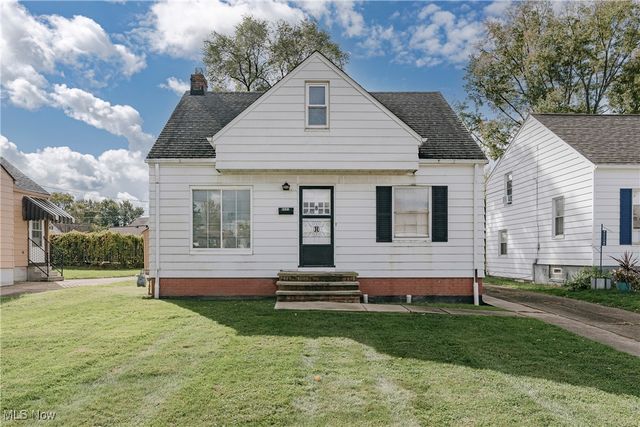 6903 Luelda Avenue, Parma, OH 44129