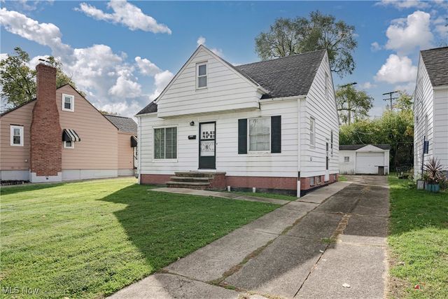 6903 Luelda Avenue, Parma, OH 44129