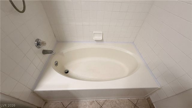 75 North Valle Verde Drive 1423, Henderson, NV 89074