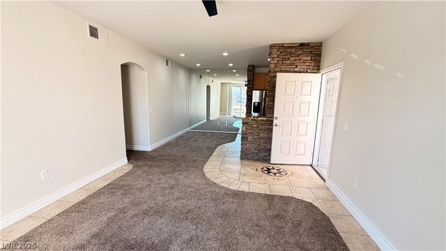 75 North Valle Verde Drive 1423, Henderson, NV 89074