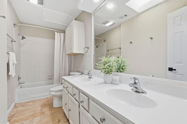 1506 Forest TRL 101, Austin, TX 78703
