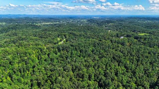 2 Lindsey Hollow Rd, Gallatin, TN 37066