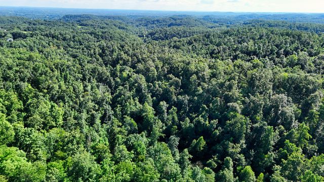 2 Lindsey Hollow Rd, Gallatin, TN 37066