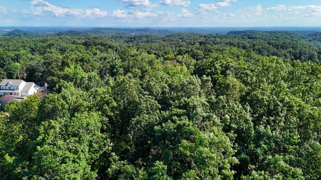 2 Lindsey Hollow Rd, Gallatin, TN 37066
