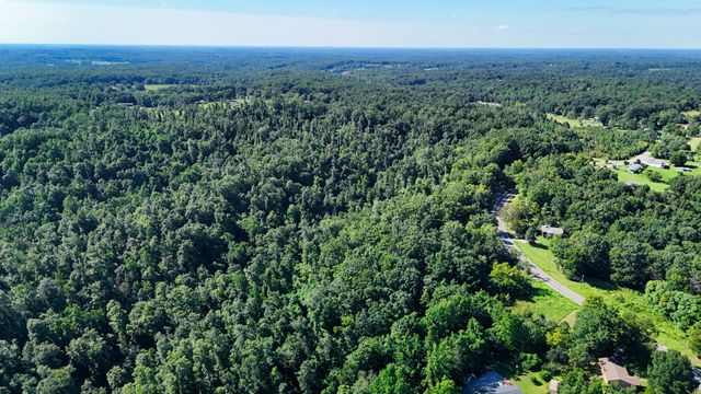 2 Lindsey Hollow Rd, Gallatin, TN 37066