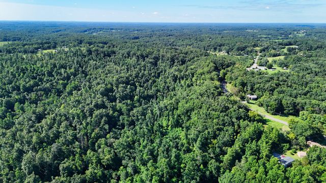 2 Lindsey Hollow Rd, Gallatin, TN 37066