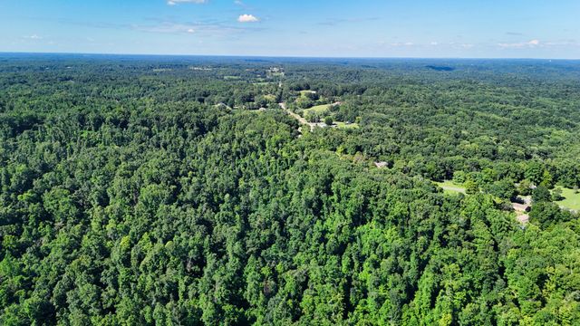 2 Lindsey Hollow Rd, Gallatin, TN 37066