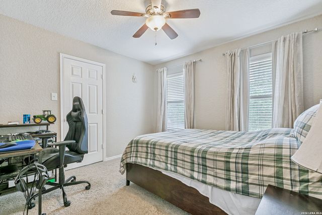 6925 Abbey Falls, San Antonio, TX 78249