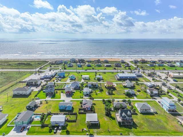 16519 Captain Kidd Road, Jamaica Beach, TX 77554