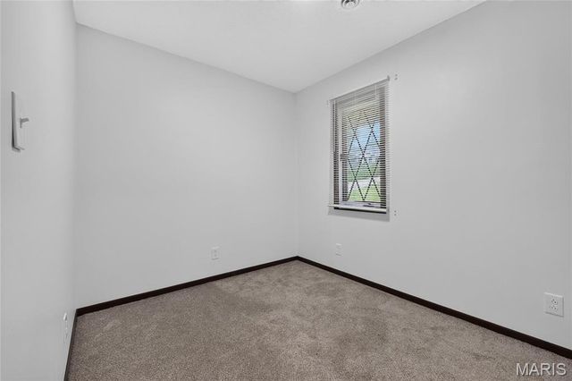 12 Edgewood Lane, Belleville, IL 62223