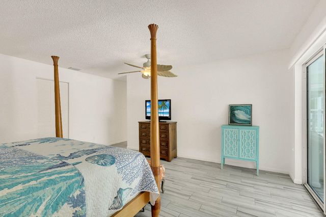 3824 SE FAIRWAY E, Stuart, FL 34997