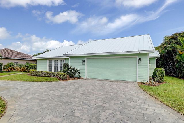 3824 SE FAIRWAY E, Stuart, FL 34997