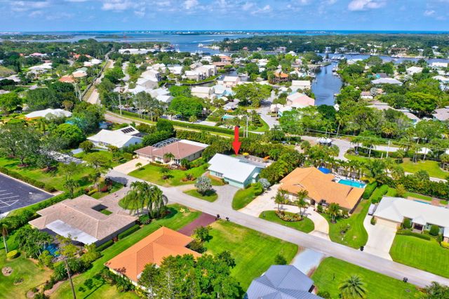 3824 SE FAIRWAY E, Stuart, FL 34997
