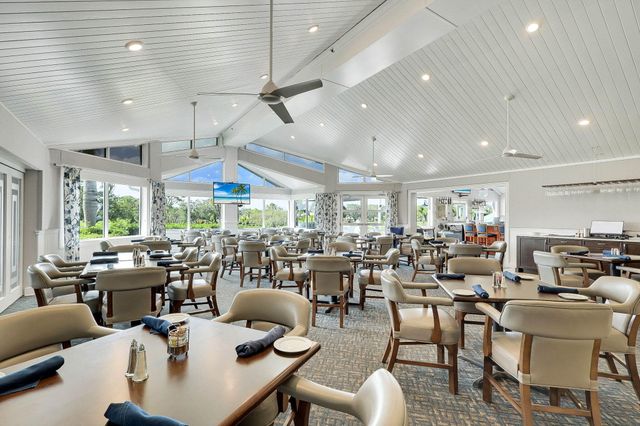 3824 SE FAIRWAY E, Stuart, FL 34997