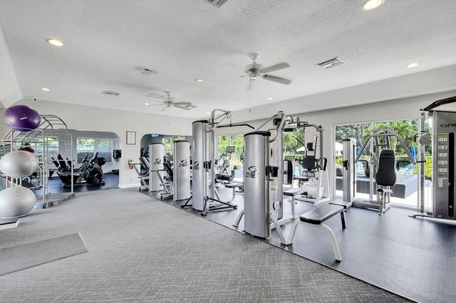 3824 SE FAIRWAY E, Stuart, FL 34997