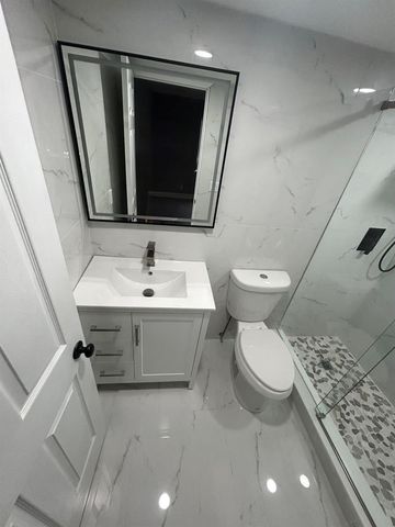 6361 N FALLS CIR Drive 212, Lauderhill, FL 33319